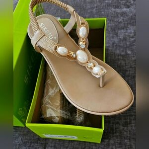 Pearl wedge sandals